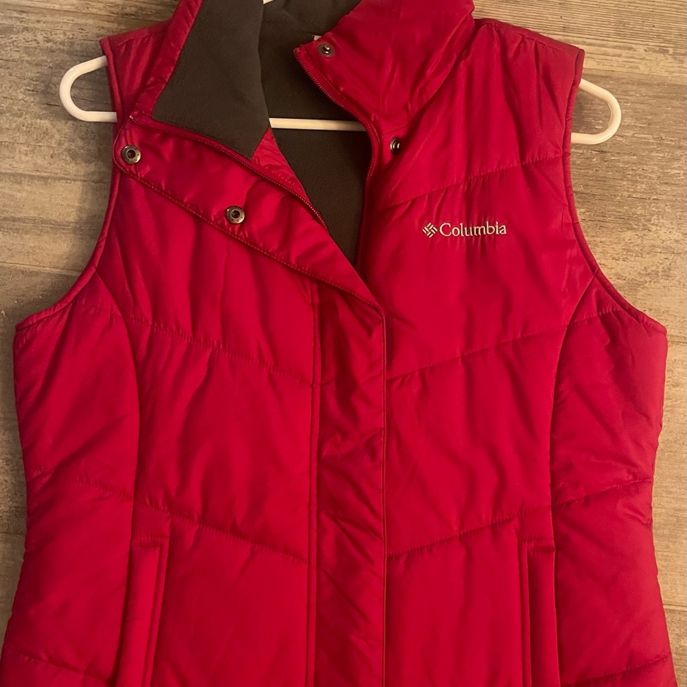 Columbia Women's Crimson Quilted Vest